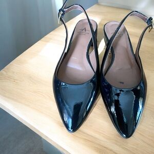 Aquatalia Size 6 Women's Black Patent Leather Slingback almost Flats